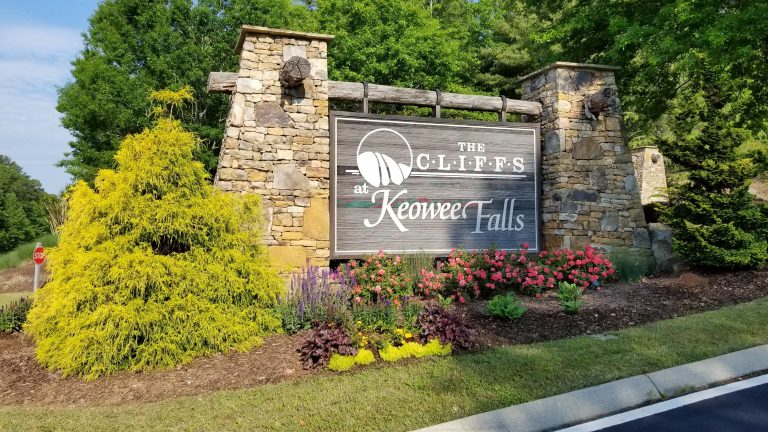 homes for sale the cliffs at Keowee Falls